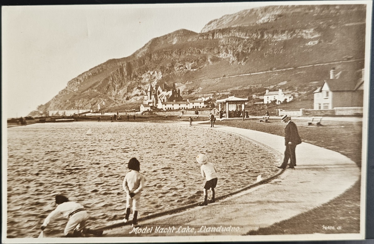 Model Yacht Lake 1913